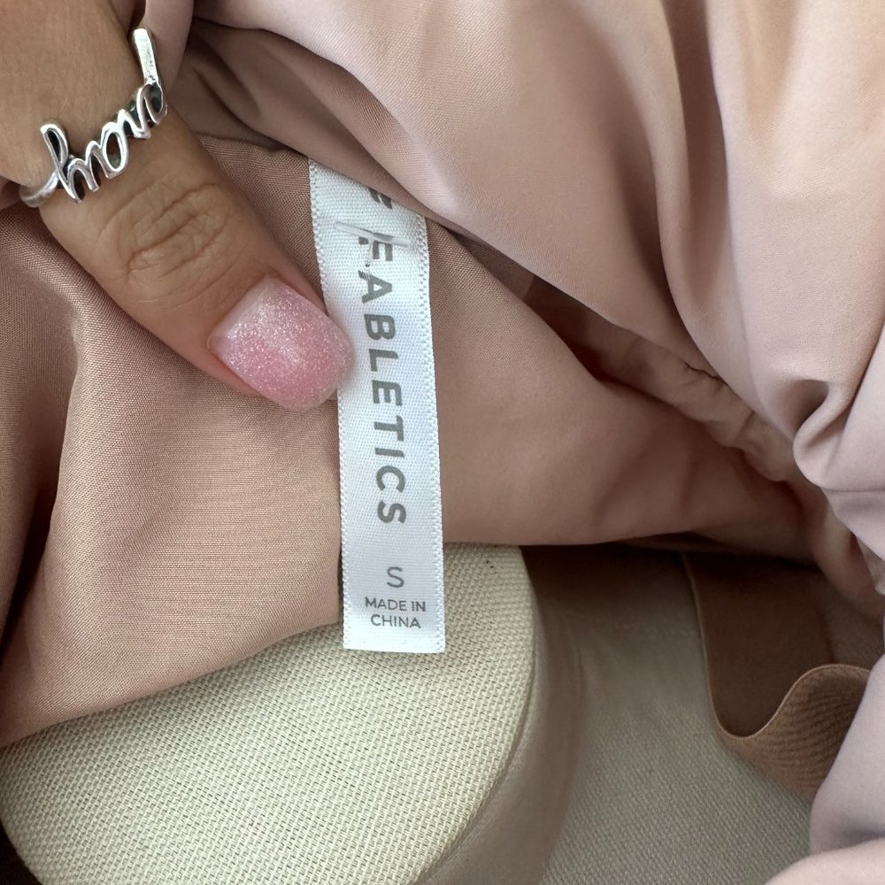 Fabletics Wander Cropped Jacket - Picture 5 of 9